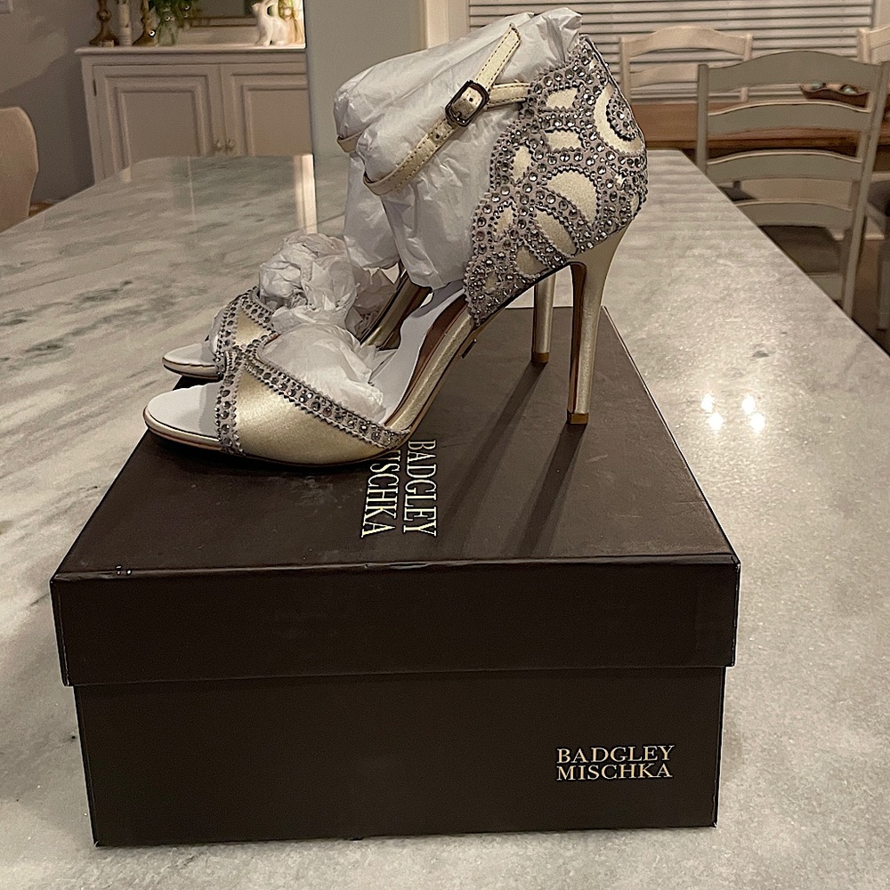 Badey Mischka heels